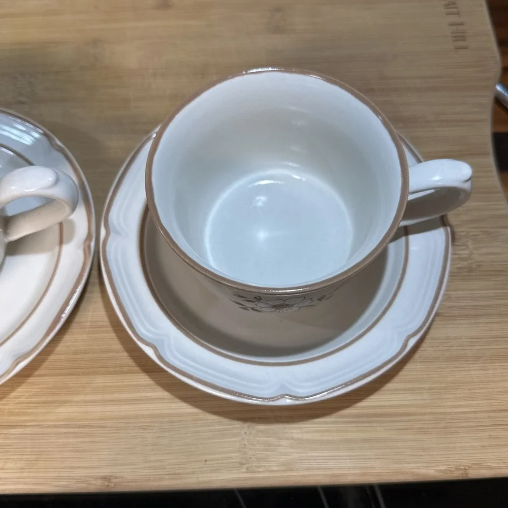 Covington Edition Stoneware Japan Cups & Saucers Lot 6 Floral‎ 2 Cups 4 Saucers